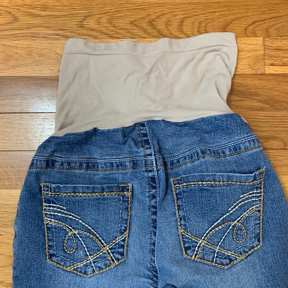 Maternity jeans by Indigo Blue. Size medium - Picture 6 of 8